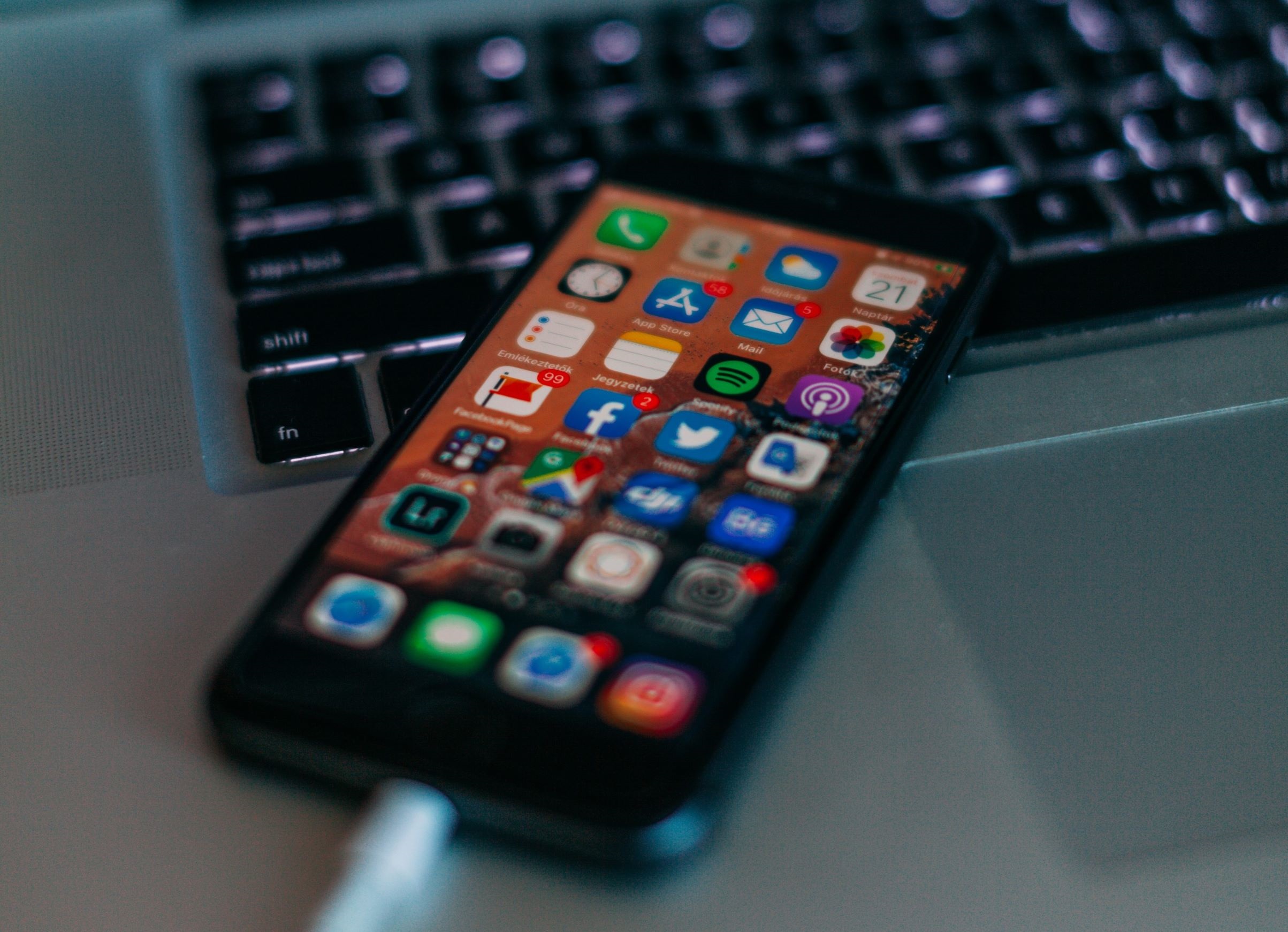 10 Steps to Build Your Brand on Social Media