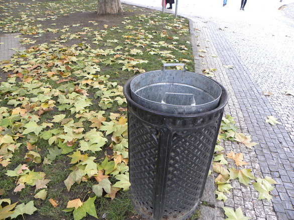 Illustration of wasting time