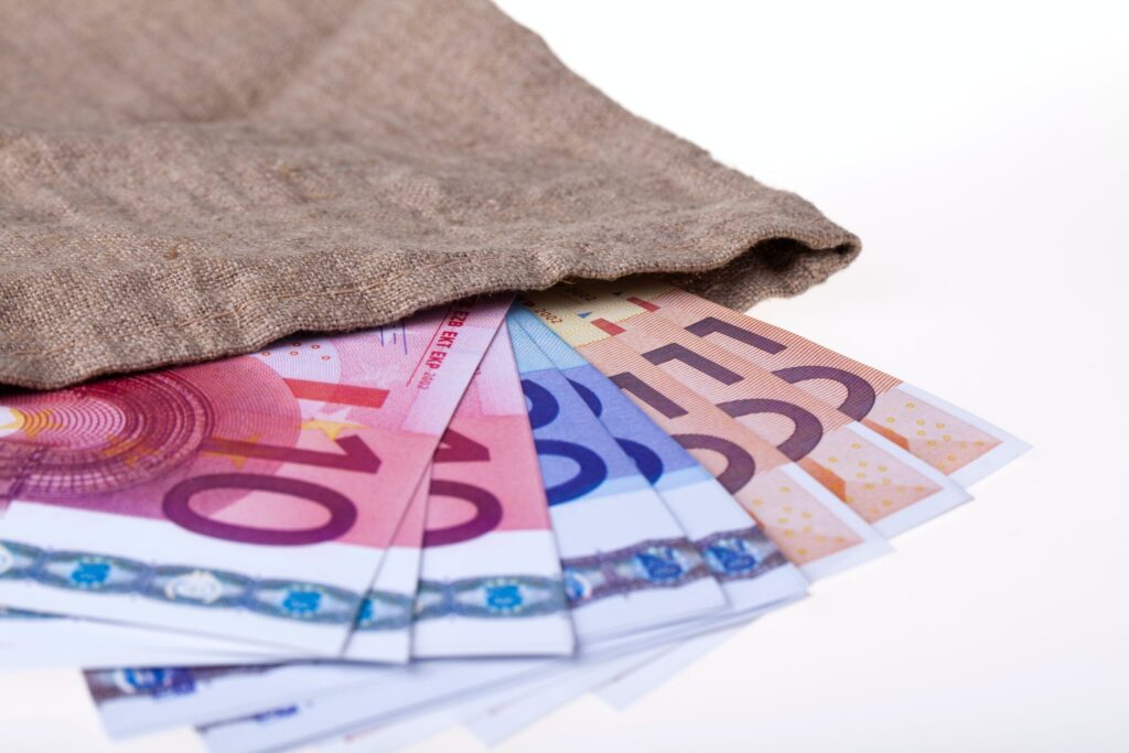 10, 20 and 50 euro banknotes